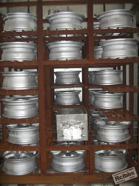 炉温跟踪仪装在料框上